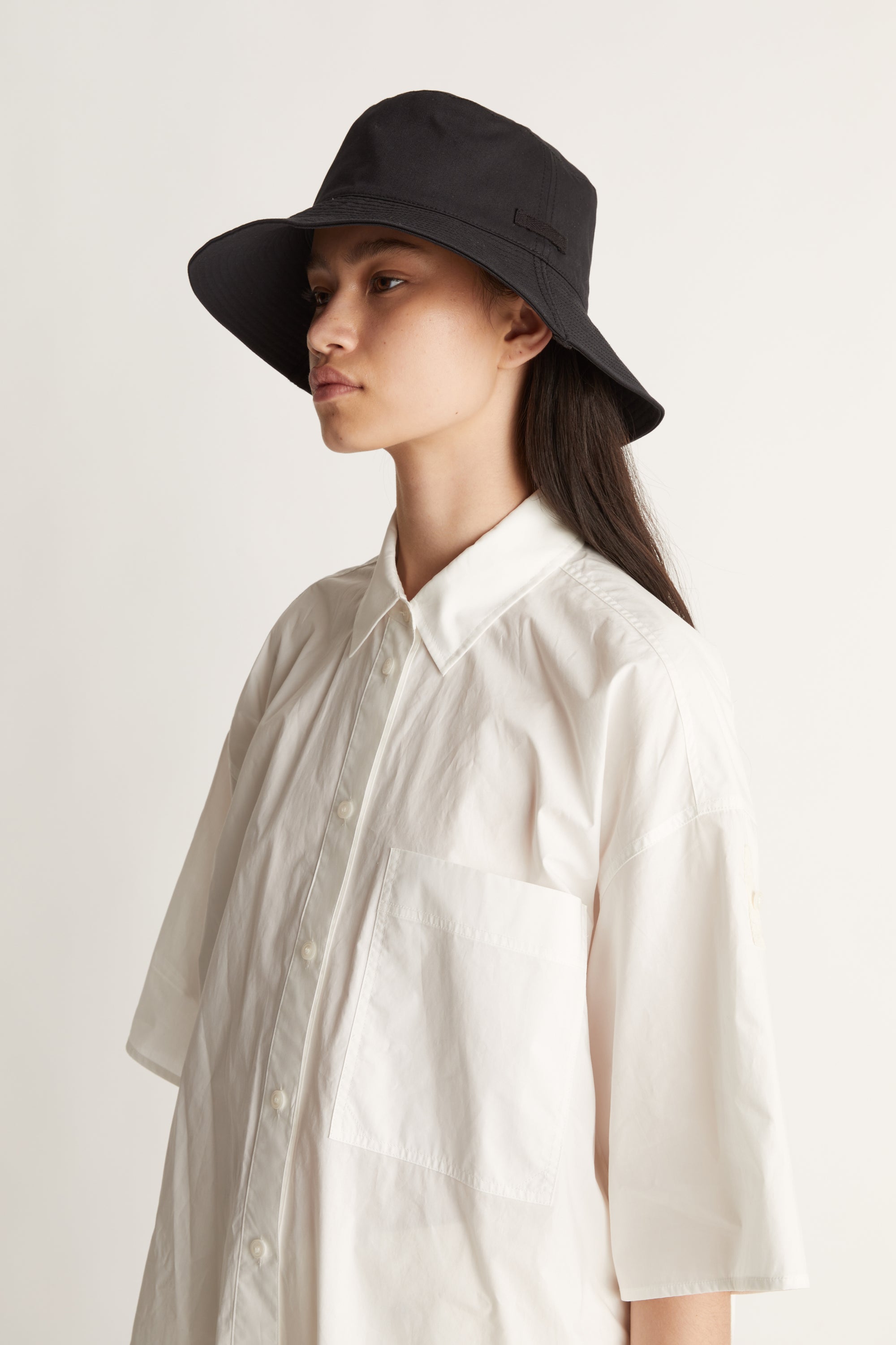 LM Workroom Hat in Black