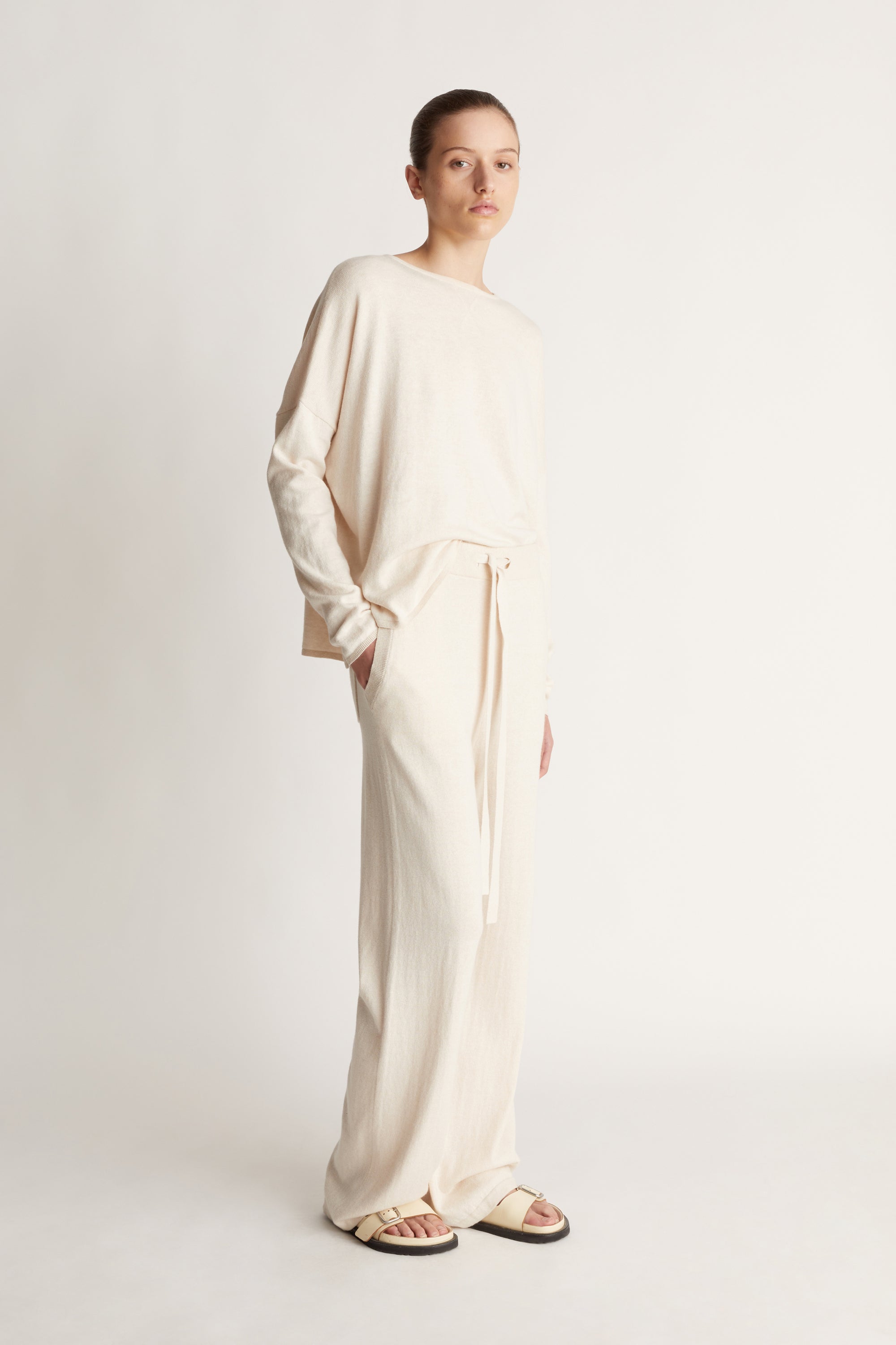 Cotton Cashmere Wide Leg Pant in Oat