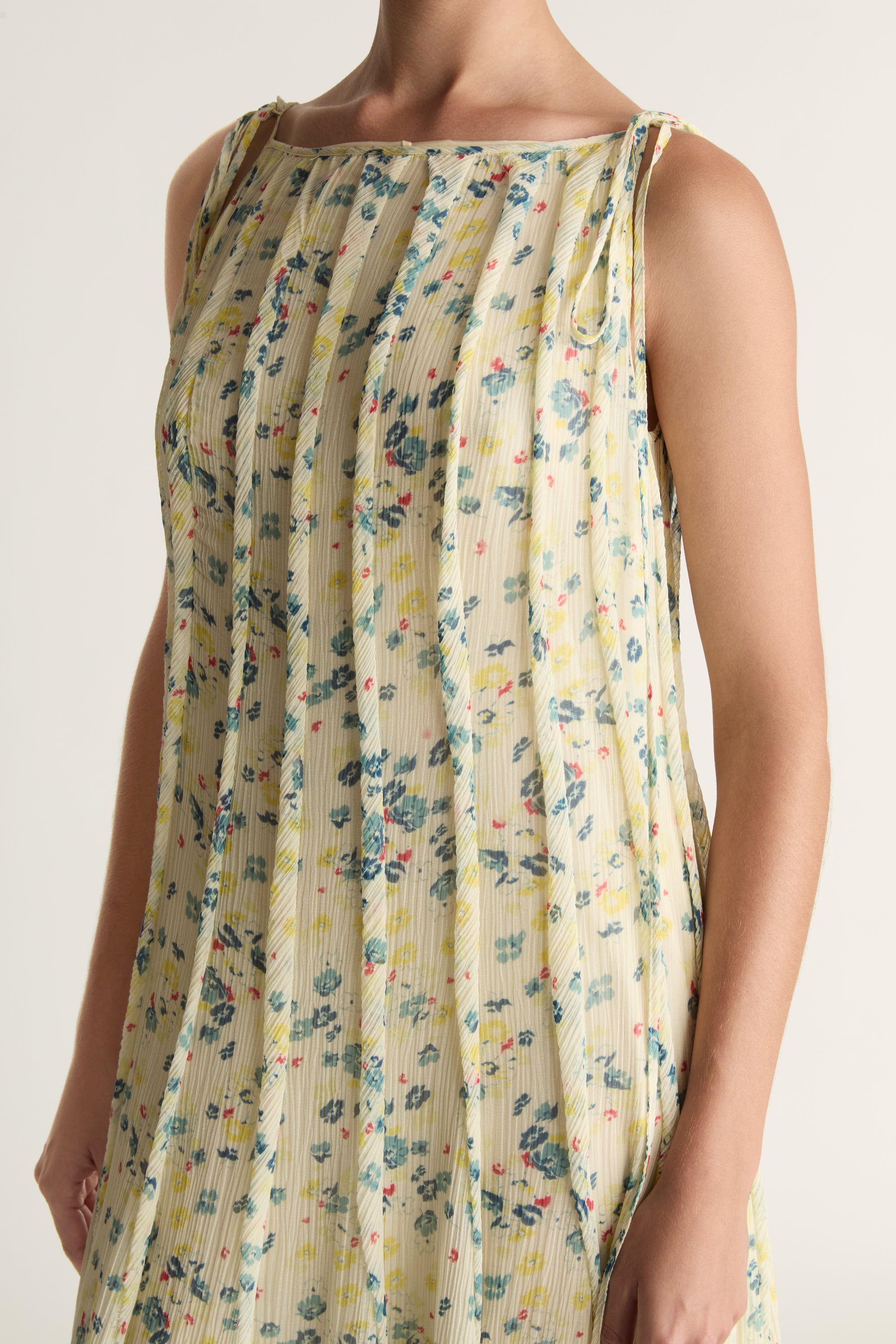 Valentin Ruffle Dress Blossom Size 2 by Lee Mathews Valentin Ruffle Dress Blossom Size 2 by Lee Mathews