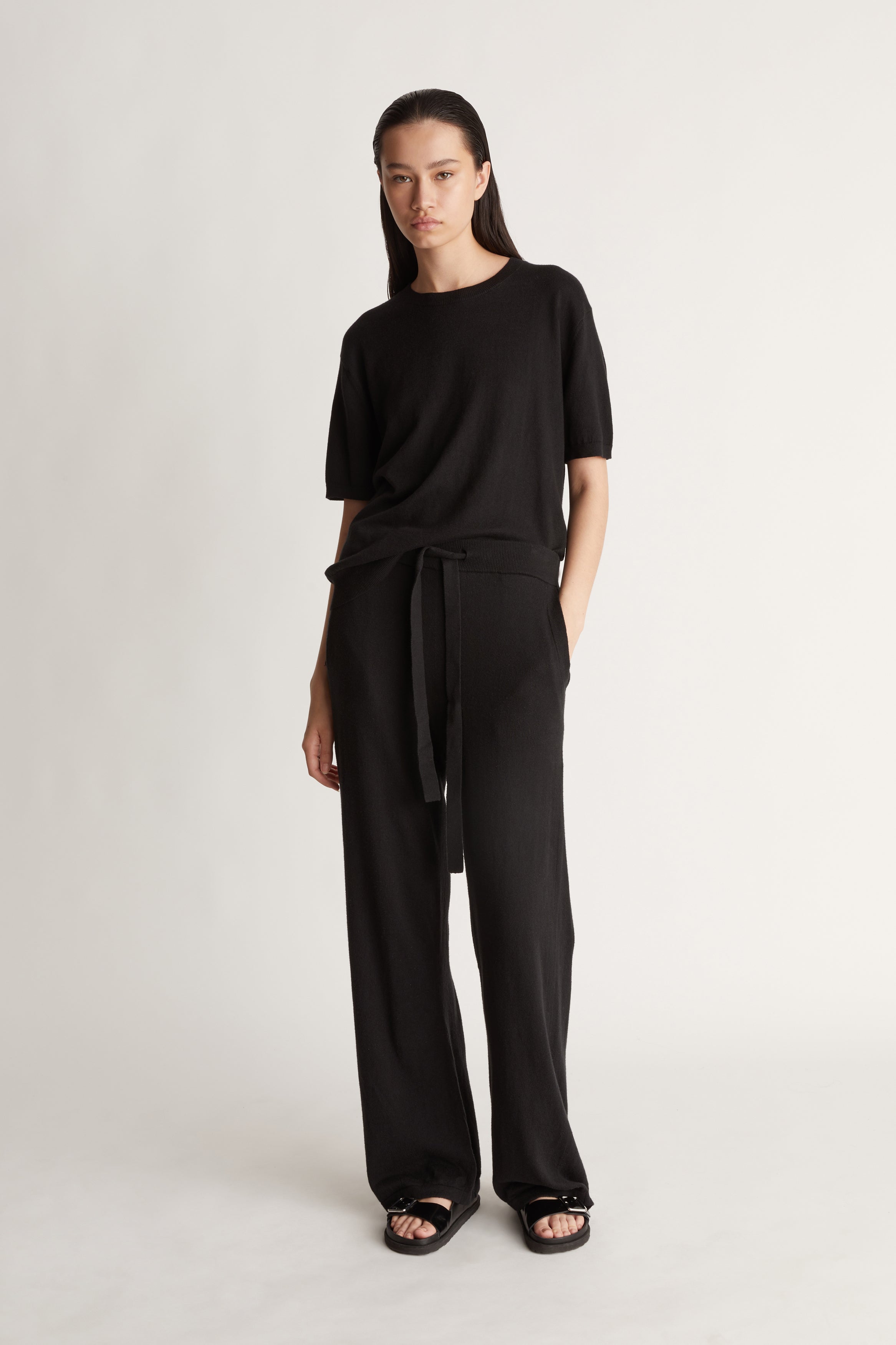 Cotton Cashmere Wide Leg Pant in Black