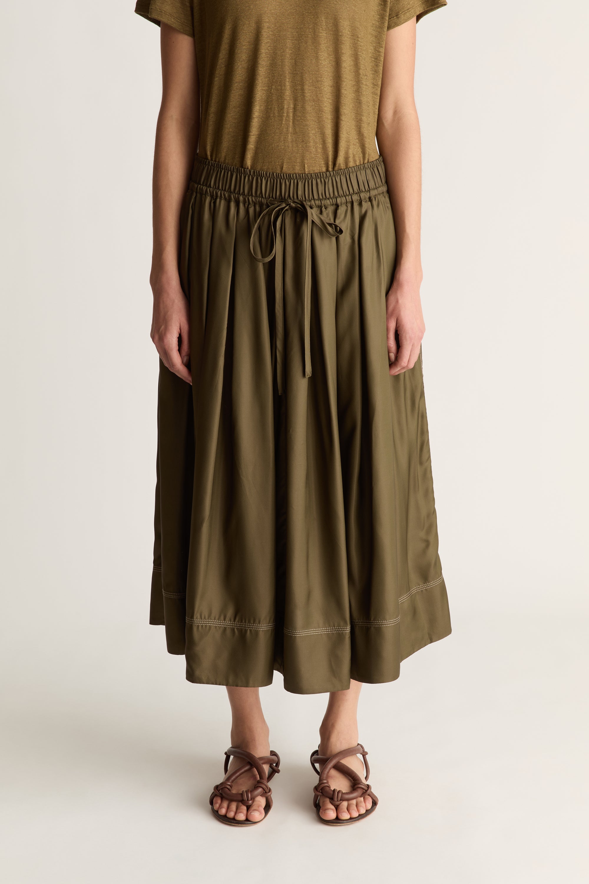 Sloane Pleat Skirt