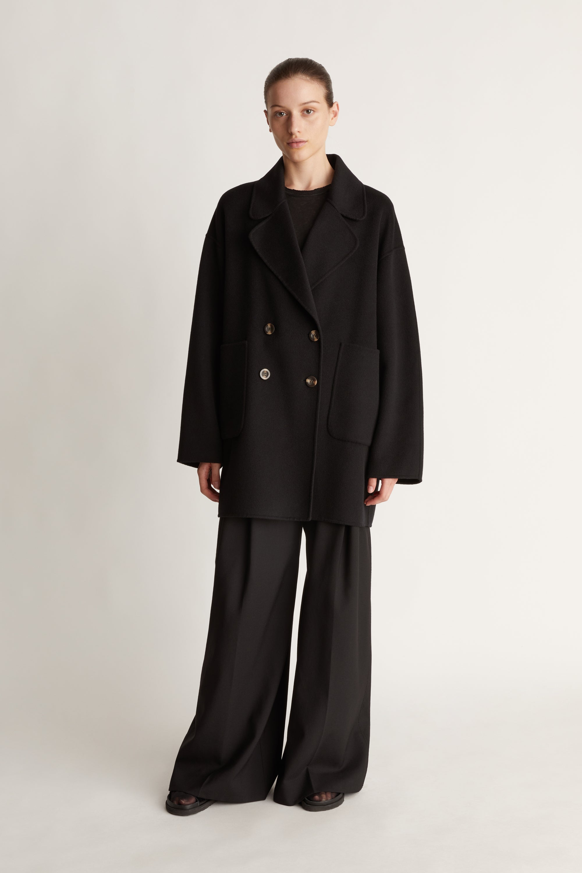 Florentine Cashmere Pea Coat in Black