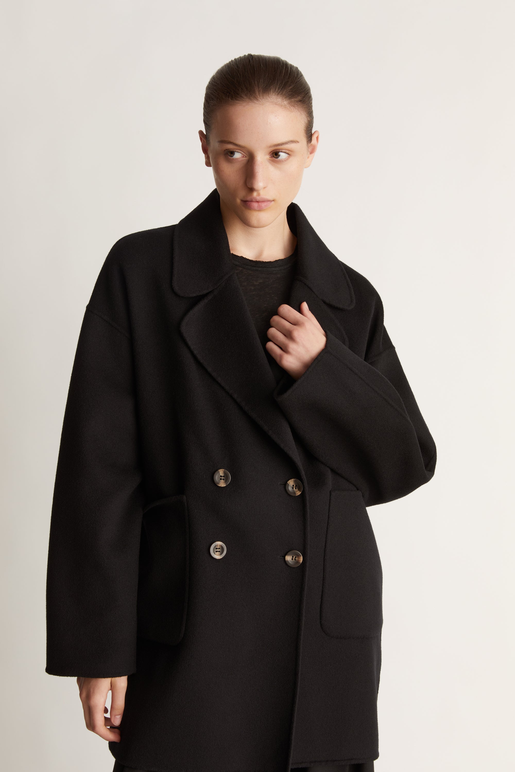 Florentine Cashmere Pea Coat in Black
