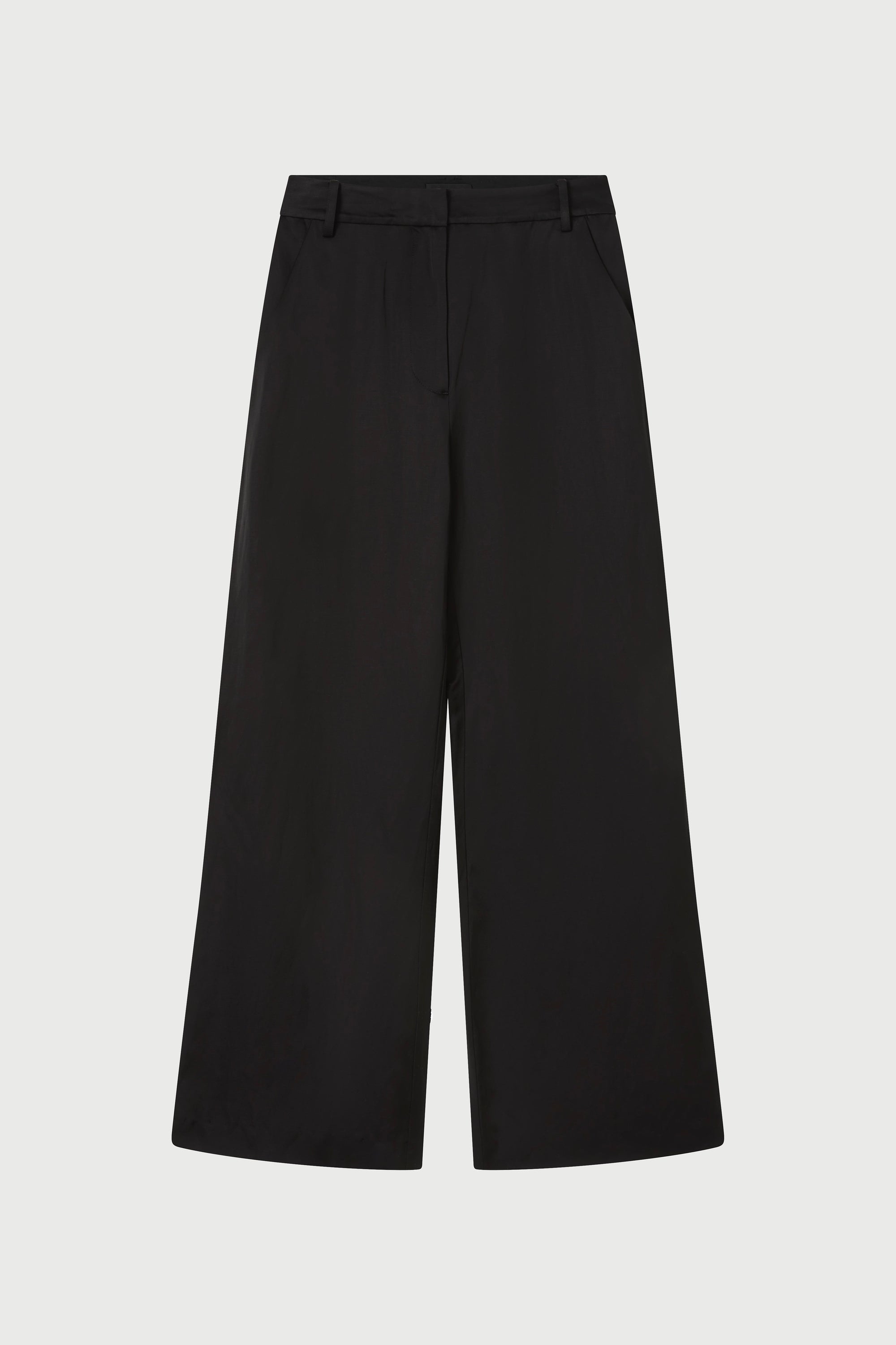 Aida Pant