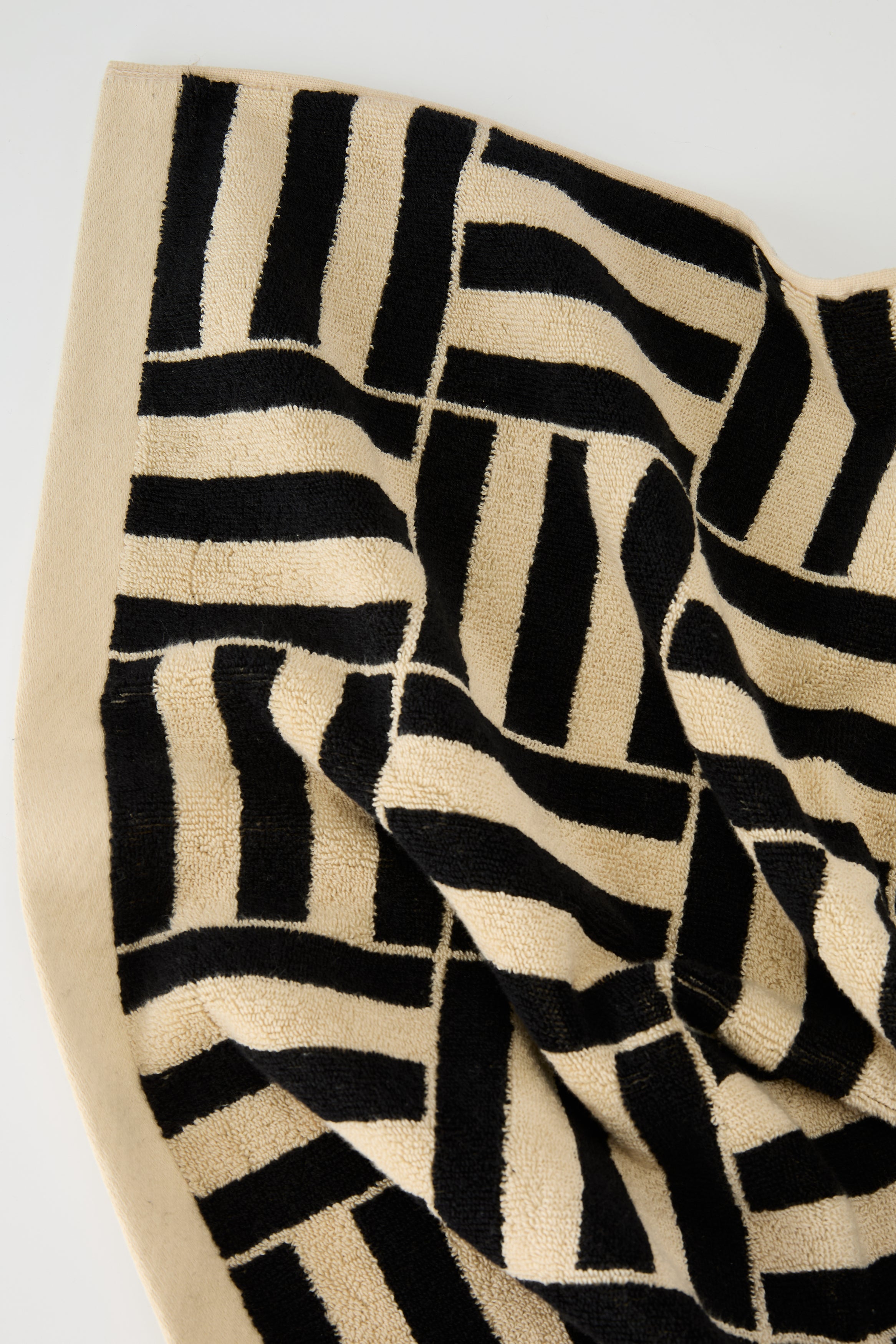 Baina Willis Pool Towel