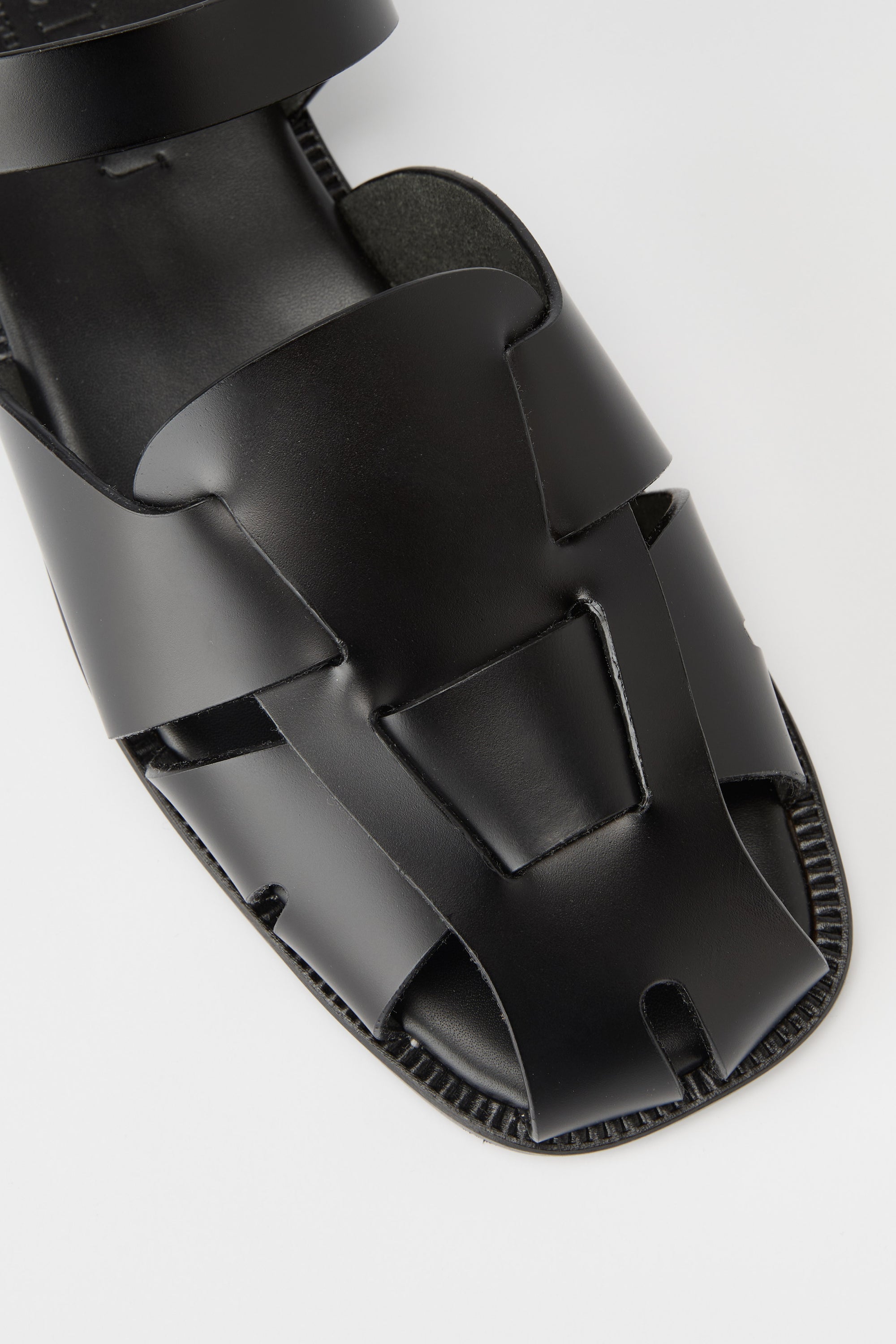 Hereu Pedra Closed-Toe Fisherman Sandal