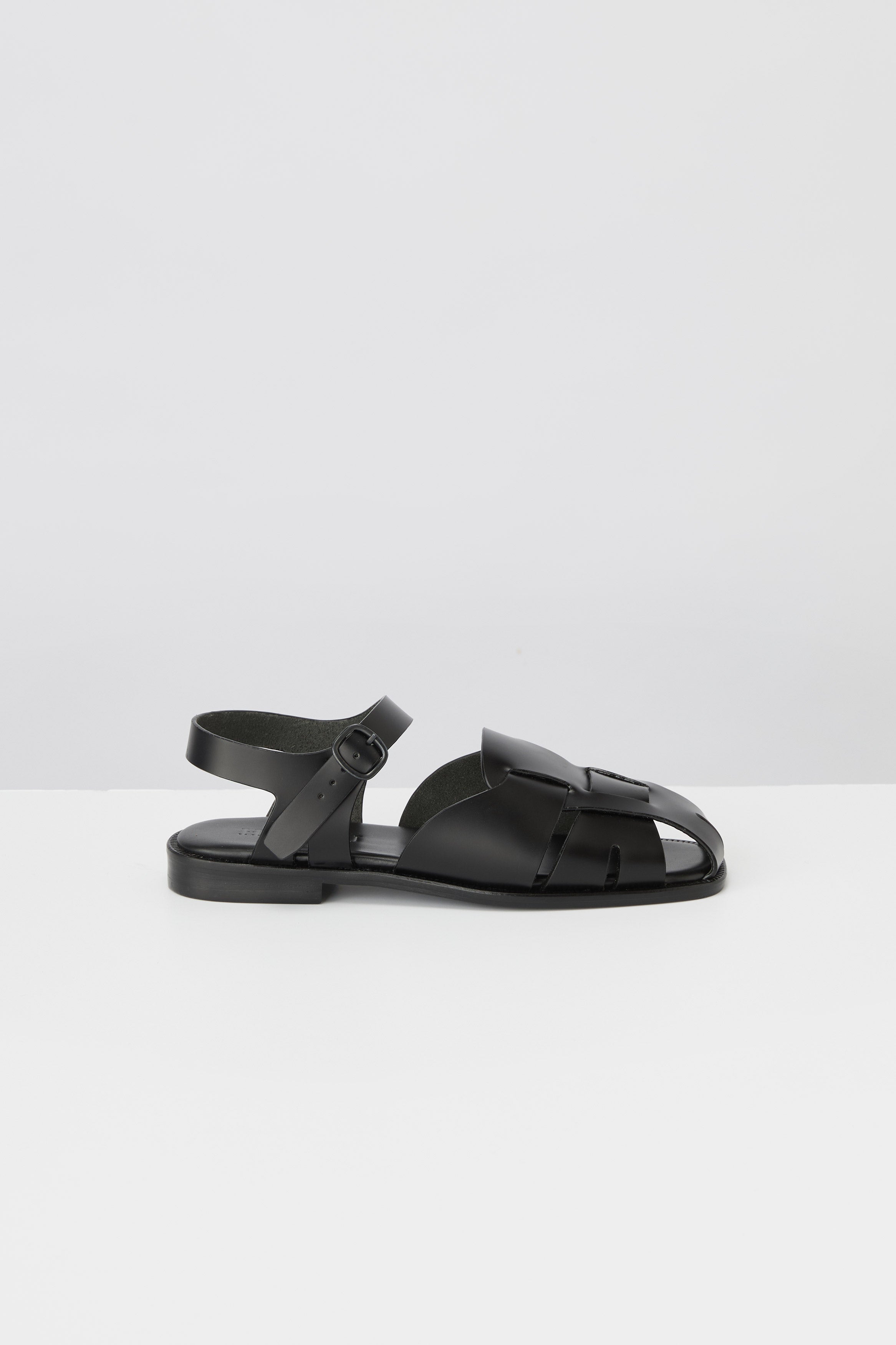 Hereu Pedra Closed-Toe Fisherman Sandal