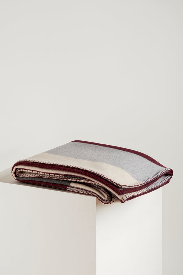 R+D Oran Jacquard Blanket
