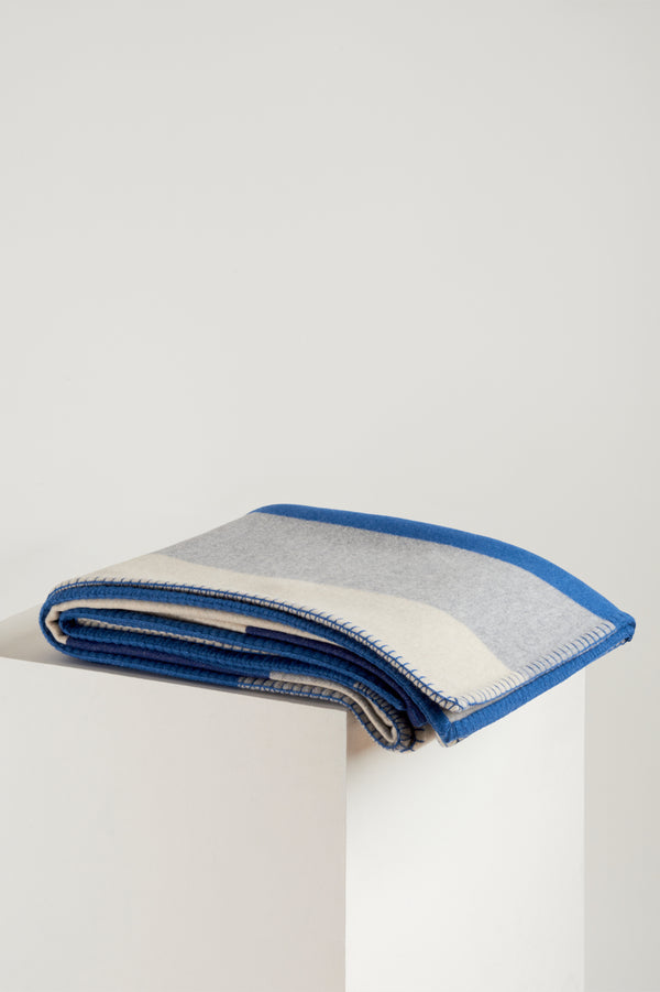 R+D Oran Jacquard Blanket