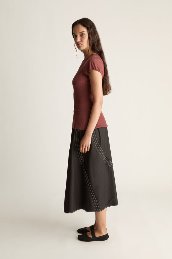 Aino Knit Ribbed Tee