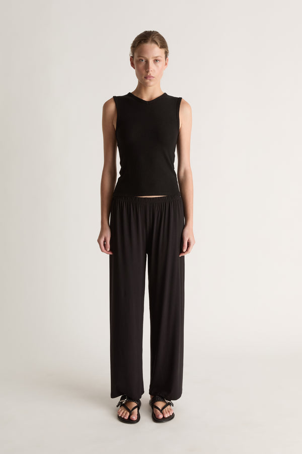 Recline Pant in Black