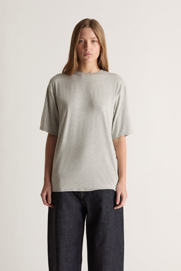 Relaxed Tee in Dove