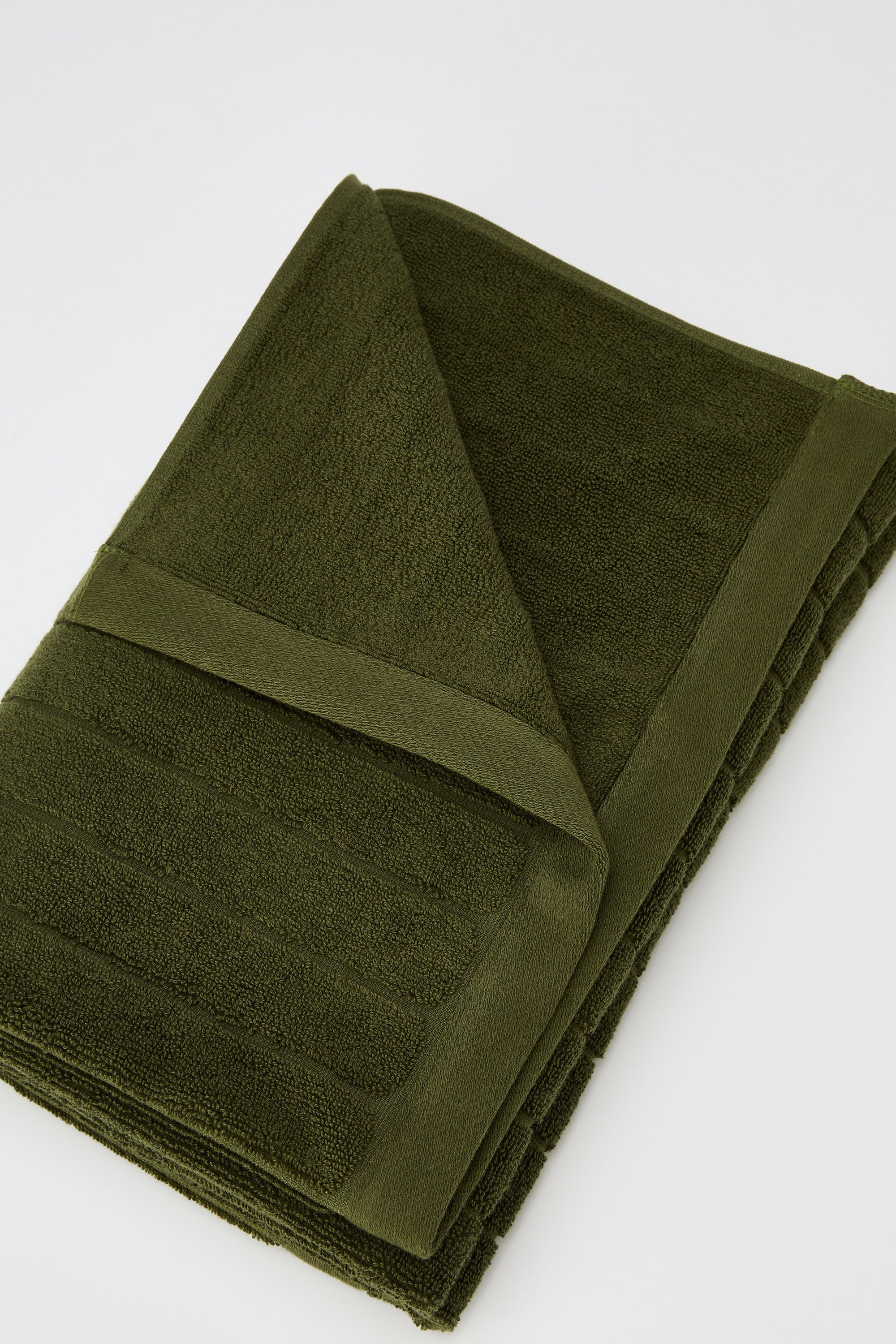 Baina St Bathans Bath Towel