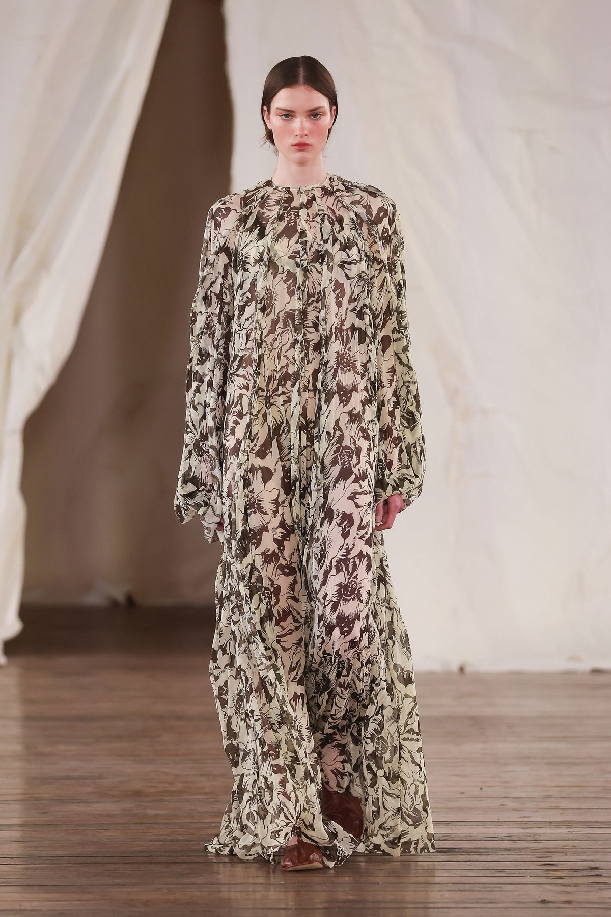 Neeve Dress