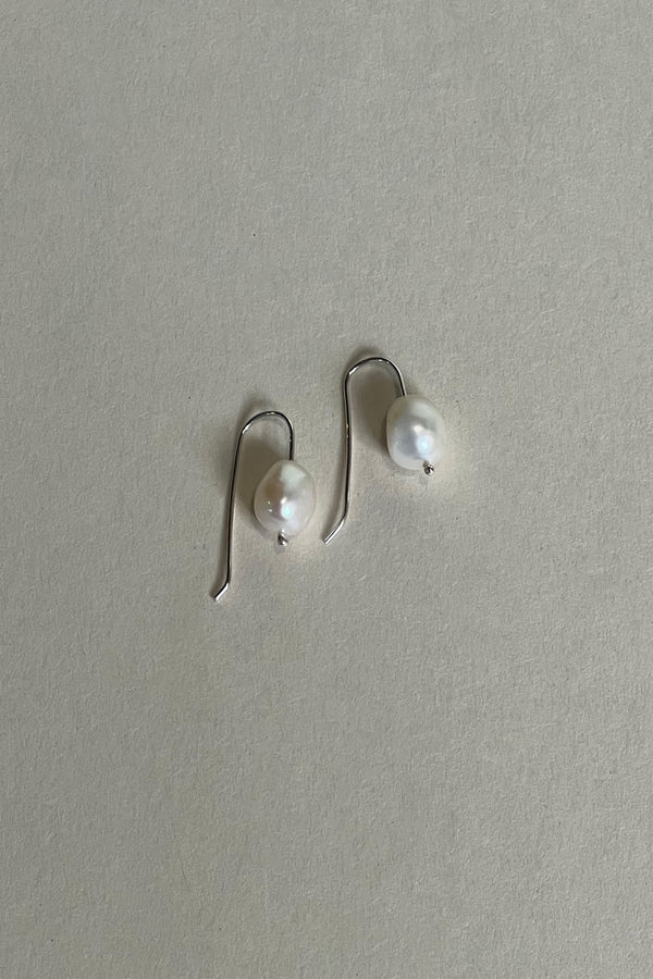 Small Perlita Earrings